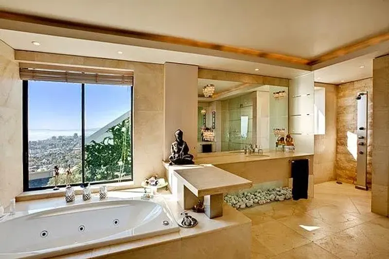 De Wet Grand in Fresnaye – photo 3