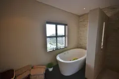 Emerald Way in Belvedere – photo 10 thumbnail
