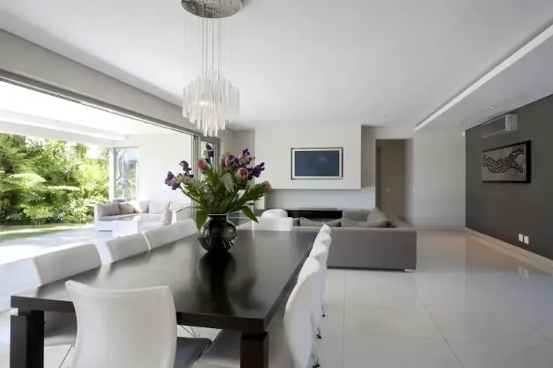 Lincoln Road Villa 4 Bed in Camps Bay – photo 11