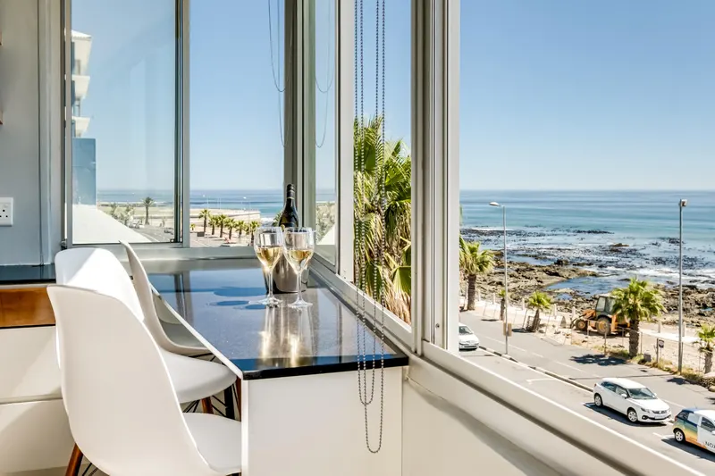 Atlantic Views in Mouille Point – photo 5