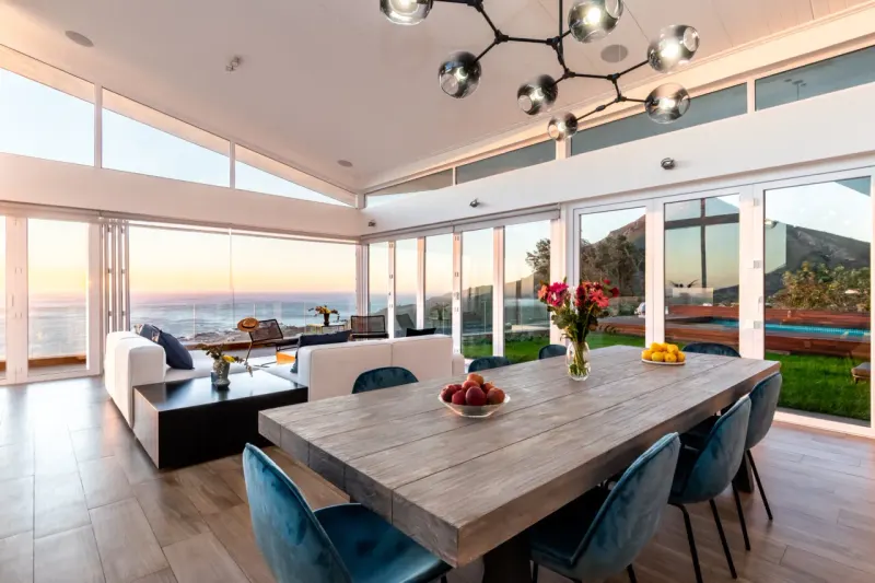 Camps Bay Penthouse in Bakoven – photo 20
