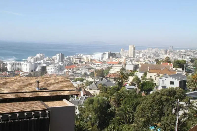 Kloof Road Villa in Bantry Bay – photo 2
