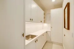 Sandstone Apartment in Higgovale – photo 18 thumbnail