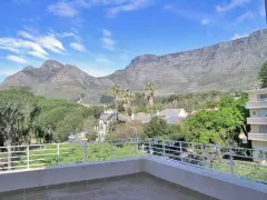 Hof Penthouse in Gardens – photo 1 thumbnail