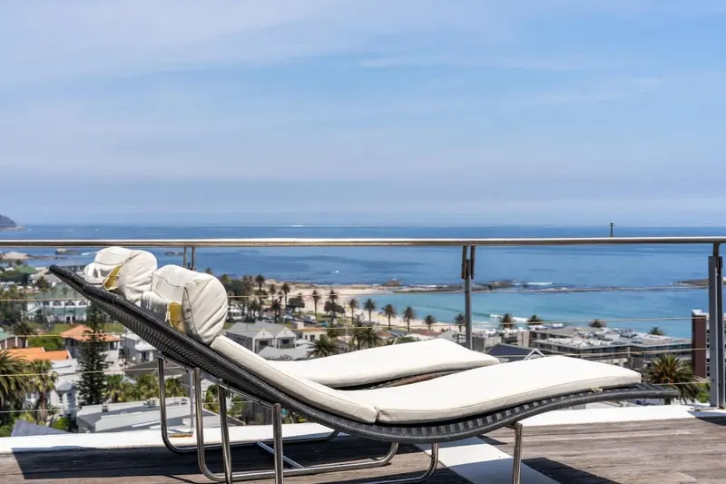 View Talay Apartment in Camps Bay – photo 26
