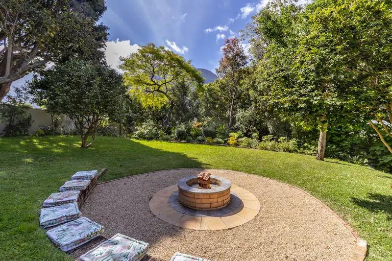 Southern Retreat in Bishopscourt – photo 7