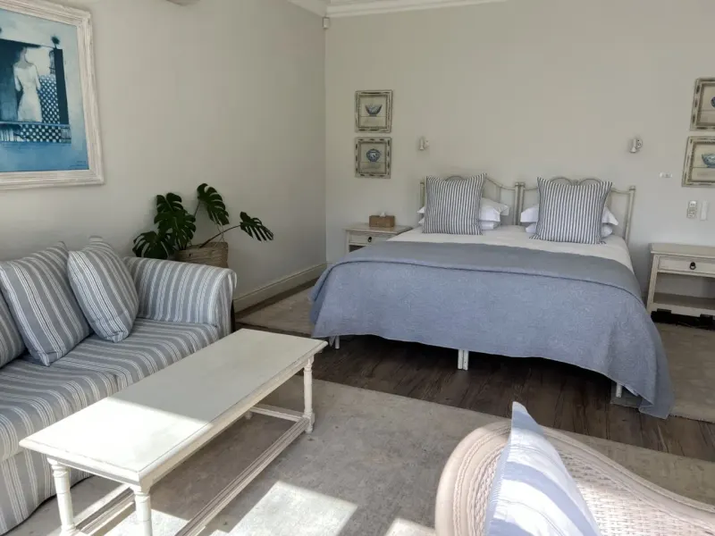 Constantia Valley Villa in Silverhurst – photo 65