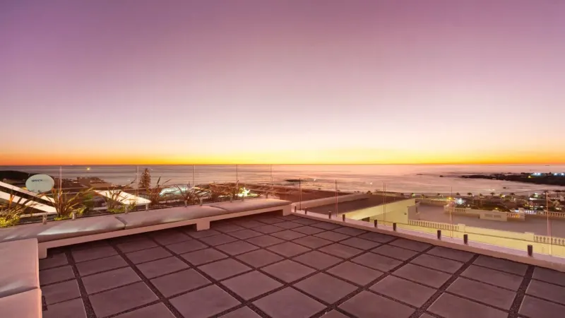 Ronald Luxury Villa in Camps Bay – photo 42