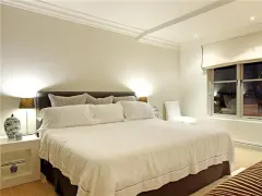 Dunkeld Villa in Camps Bay – photo 17 thumbnail