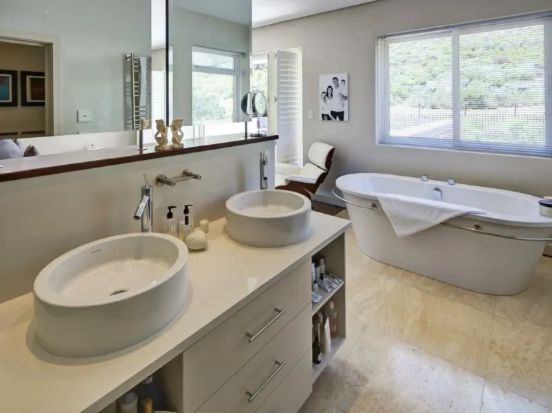 Theresa Luxe - Luxury Villa with pool & ocean views in Bakoven – photo 25