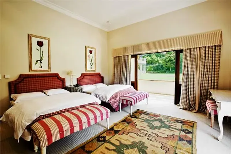 Brommersvlei Villa in Constantia Heights – photo 10