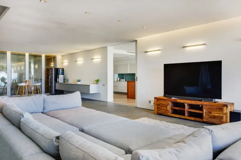 Camps Bay Beach House in Camps Bay – photo 24
