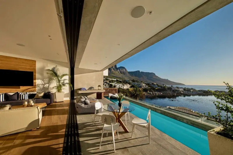 Beach Villa - Camps Bay Grand in Camps Bay – photo 1
