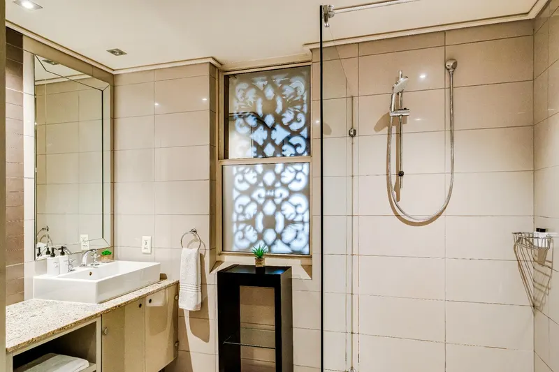 407 Royal in Green point – photo 28