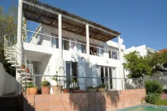 High Level Road House in Green Point – photo 2 thumbnail