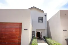 Stone Village in Muizenberg – photo 5 thumbnail