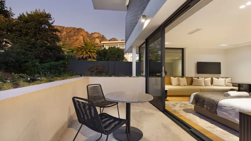 Ronald Luxury Villa in Camps Bay – photo 19