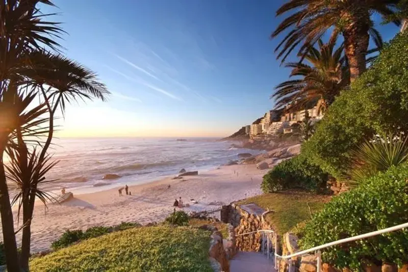 La Corniche Clifton in Clifton – photo 4