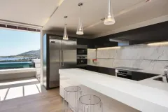 Victoria Rd Luxury Penthouse in Bakoven – photo 11 thumbnail