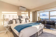 BALI COVE STUDIO (CB019D) in Camps bay – photo 15 thumbnail