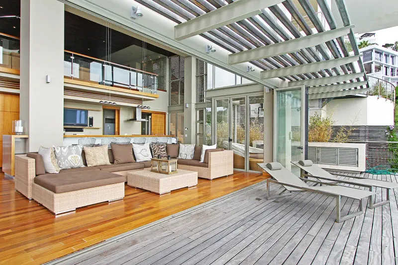 Open Villa in Bantry Bay – photo 11