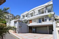 Camps Bay Atlantic Villa in Bakoven – photo 39 thumbnail