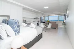 Oceanmist Studio in Mouille Point – photo 12 thumbnail