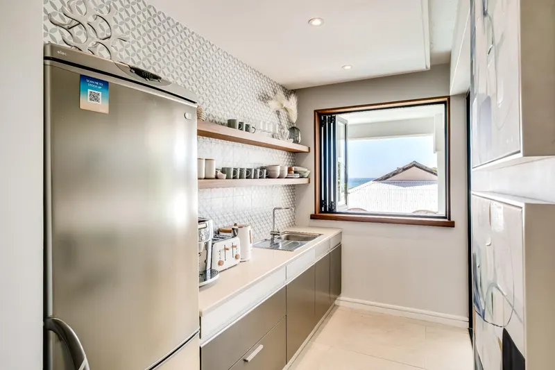 17 Geneva Drive in Camps Bay – photo 29