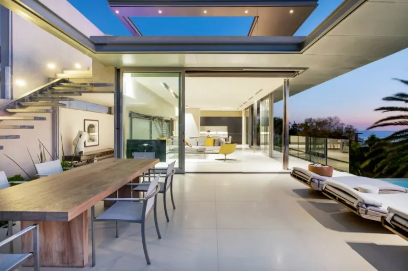 The Crescent in Camps Bay – photo 7