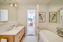 Sandstone Apartment in Higgovale – photo 26 thumbnail
