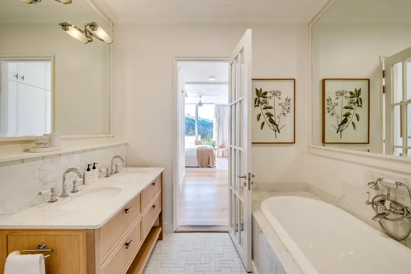 Sandstone Apartment in Higgovale – photo 26