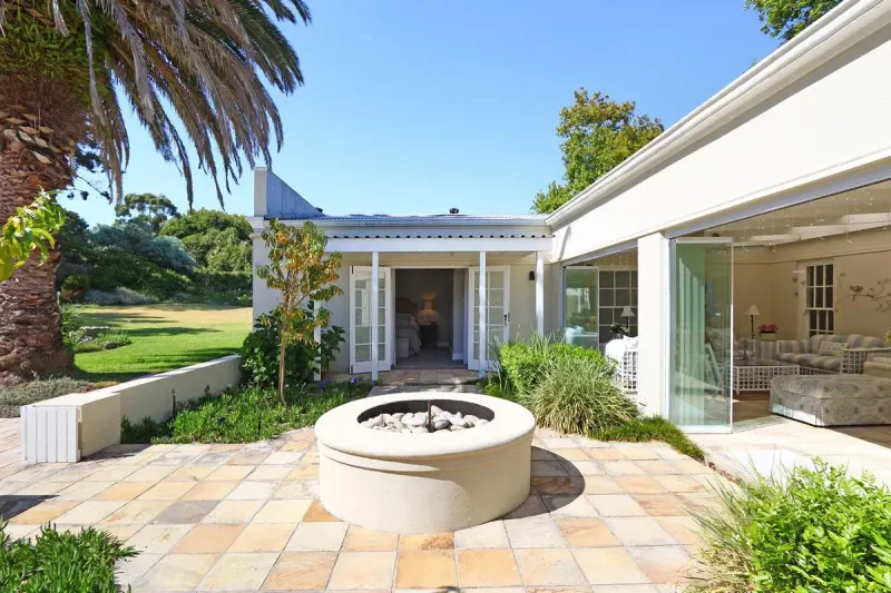 Constantia Sunkissed Villa in Airlie – photo 7