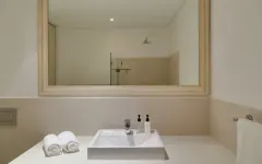 Finchley Villa in Camps Bay – photo 22 thumbnail