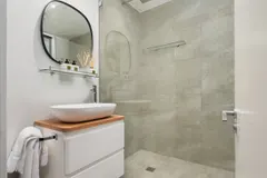 Malachite Penthouse  in Green Point – photo 43 thumbnail