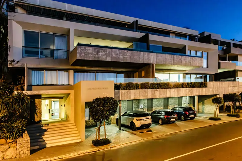 Rock Retreat in Camps bay – photo 19