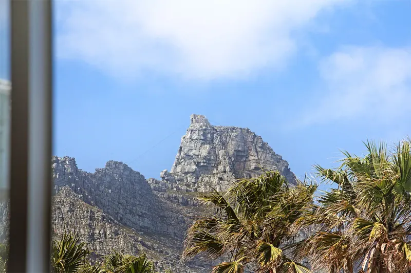 Glen Beach Vista House Lower Unit in Camps Bay – photo 21