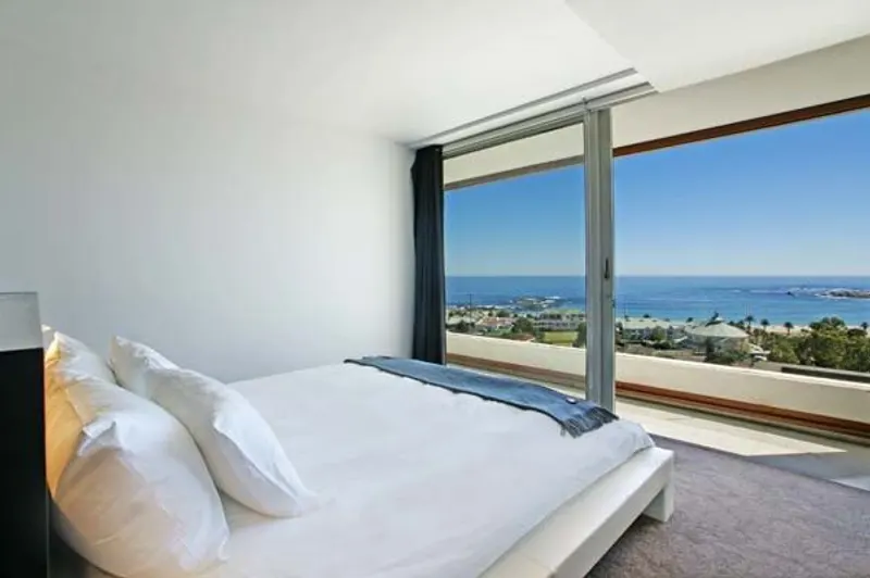 Geneva Villa in Camps Bay – photo 39