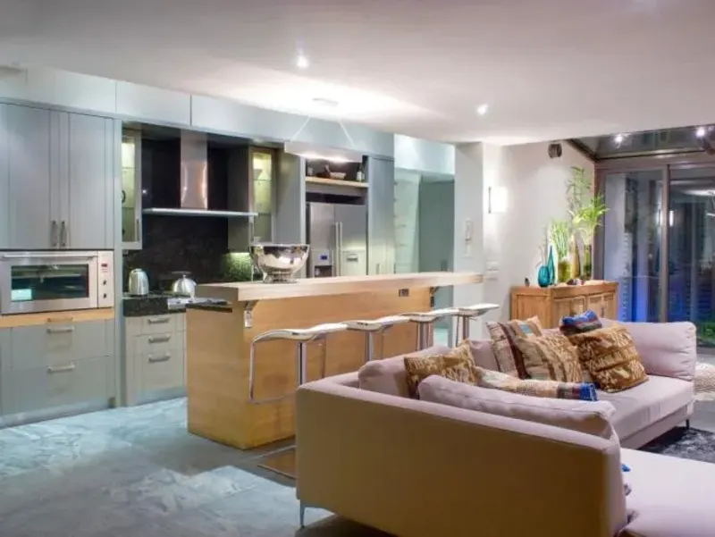 Ocean View Drive Greenpoint in Green Point – photo 14