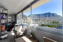 Art Apartment in Cape Town City Centre – photo 9 thumbnail