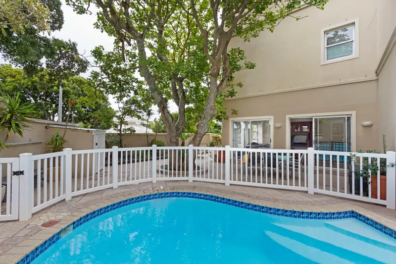 Beachy Villa in Camps Bay – photo 5