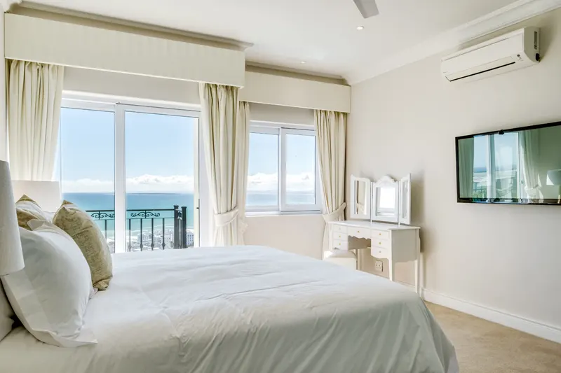 Villa Stanleon in Bantry Bay – photo 33