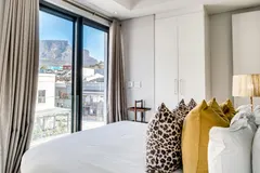 304 on N in Green point – photo 13 thumbnail