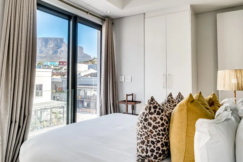 304 on N in Green point – photo 13