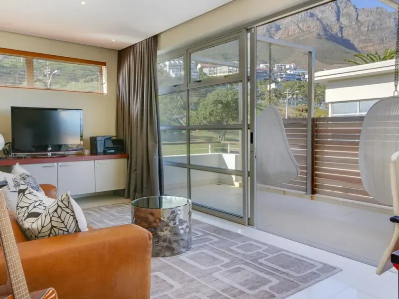Amanzi Villa in Camps Bay – photo 5