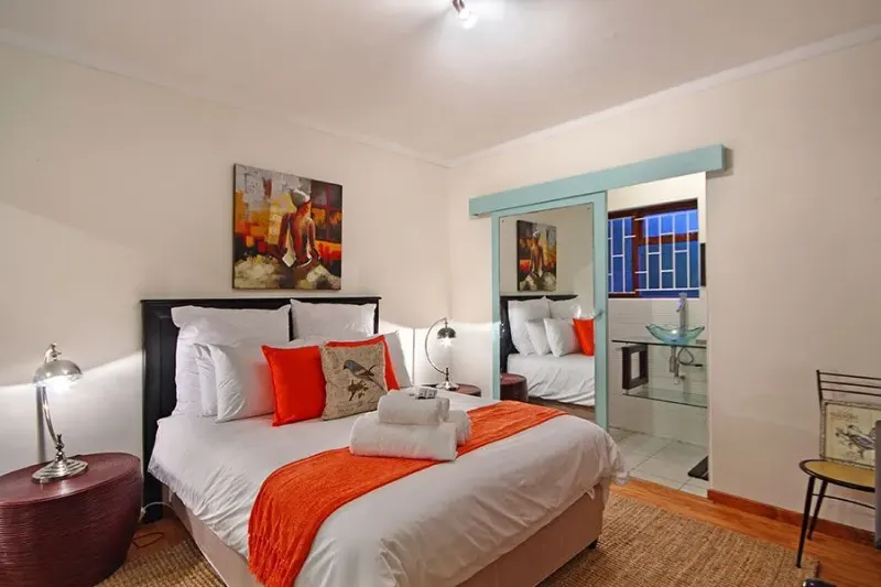 Sunset Mews Apartment in Bloubergstrand – photo 6
