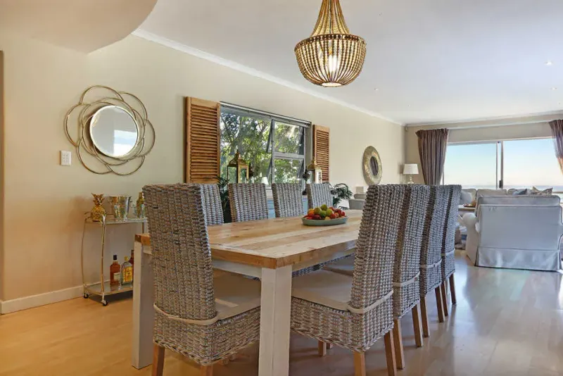 Upper Tree Villa in Camps Bay – photo 10