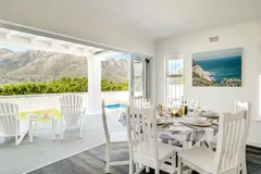 Villa Santorini in Hout Bay – photo 16 thumbnail