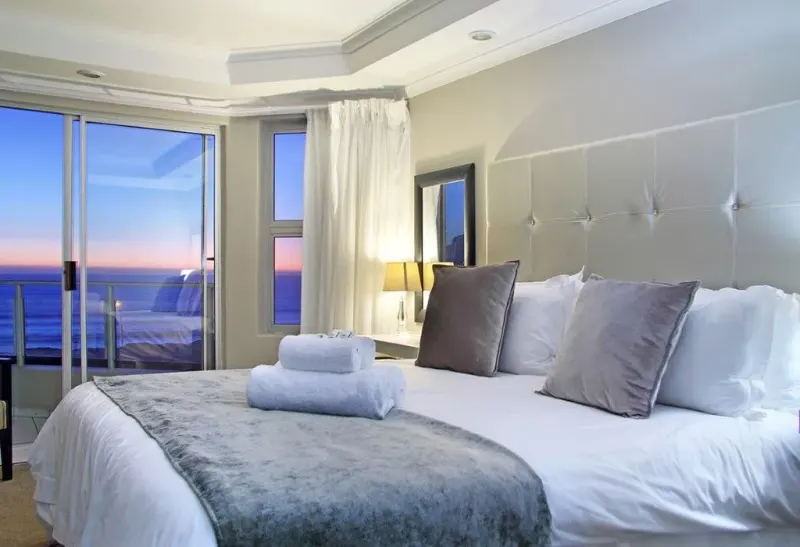 Nautica 501 in Table View – photo 17