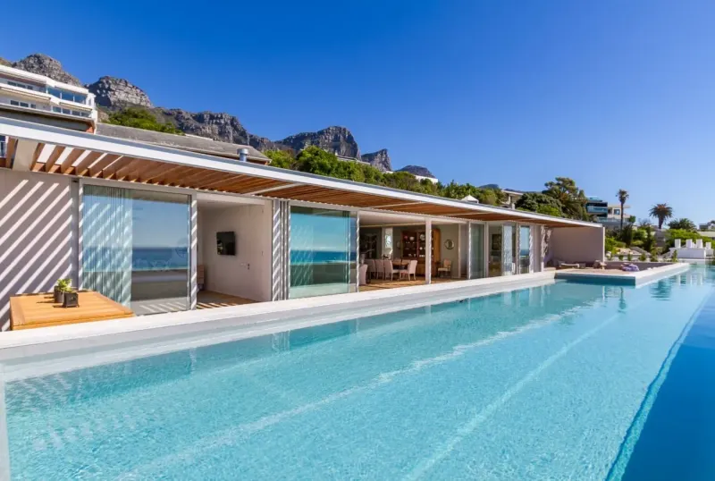 The Rock Penthouse in Camps Bay – photo 28