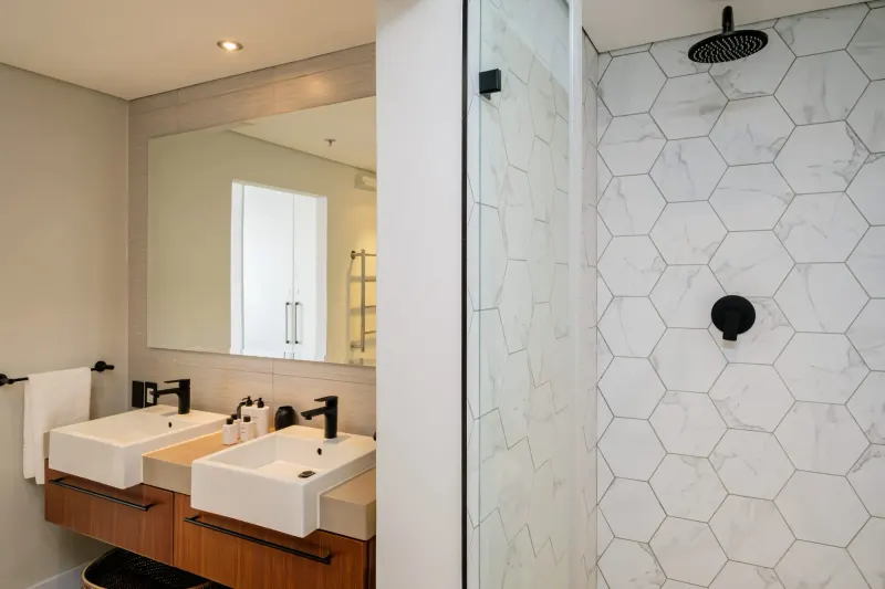 Harbour Bridge 413 in V&A Waterfront – photo 14
